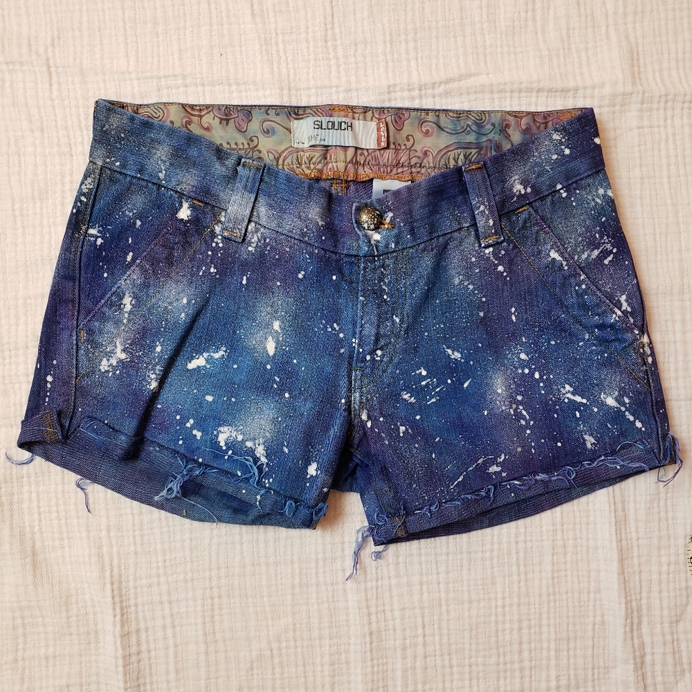 Levi's low waist hand painted tie dye galaxy shorts without stretch sz 11